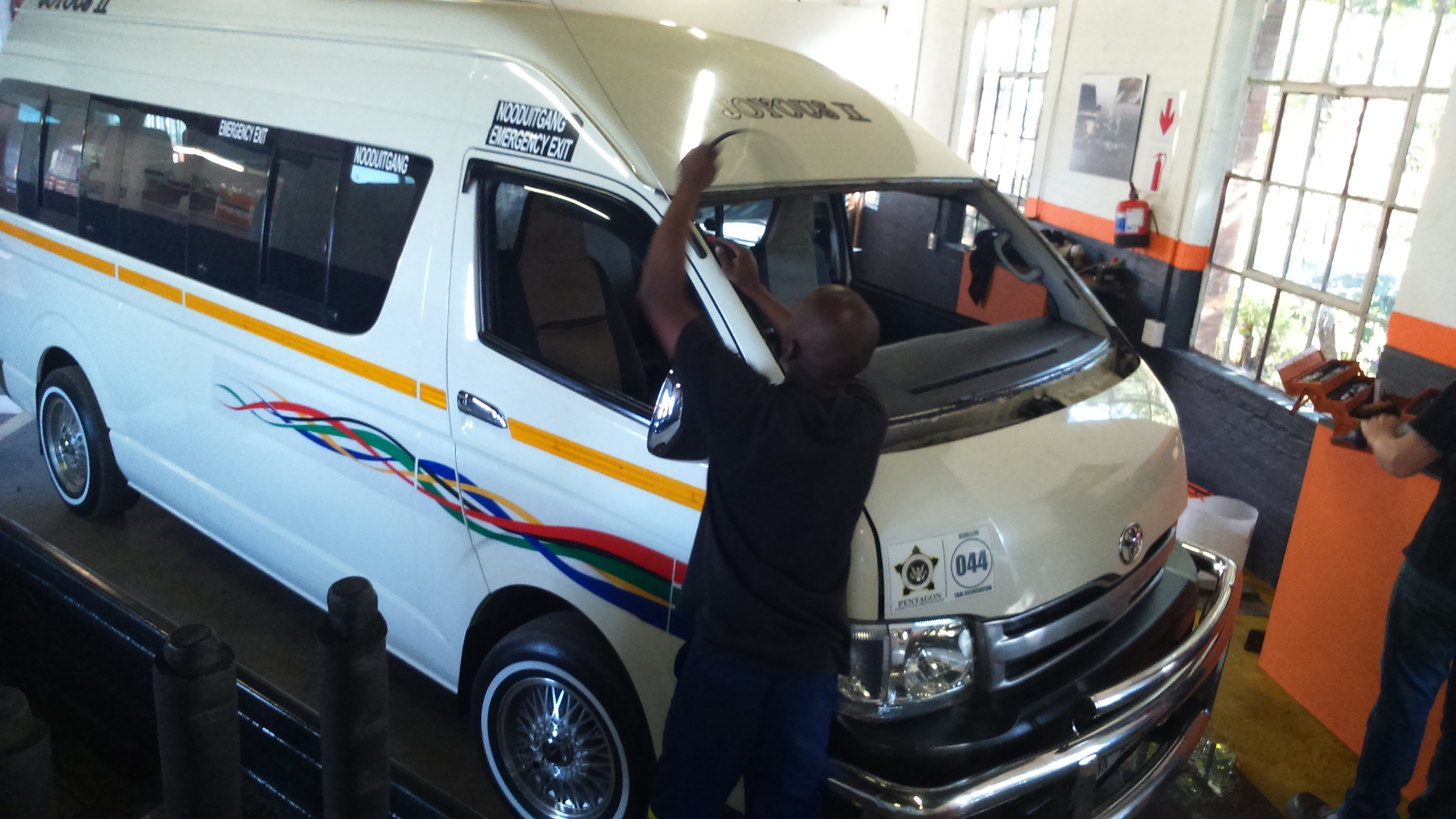 Budget Auto Glass Howick photo 51