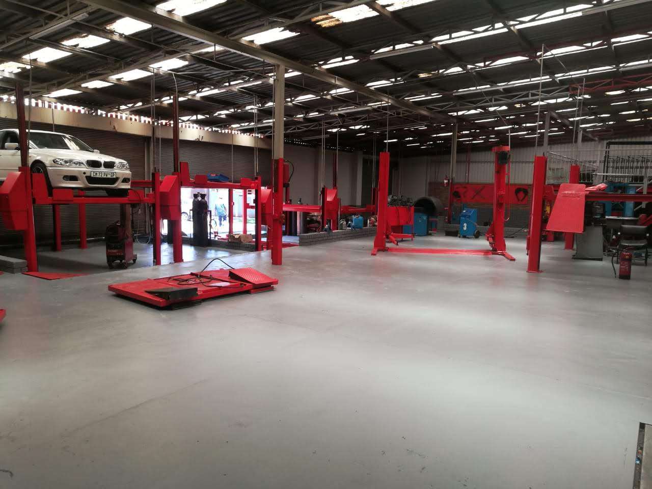 Supafix Auto 1 Stop photo 1819